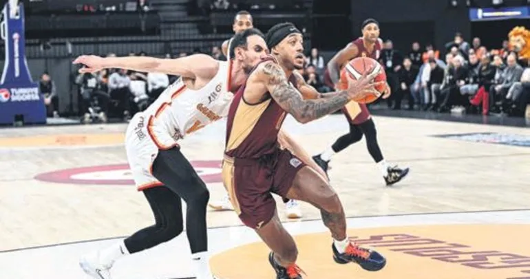 Fırtına potada aslan’ı da yıktı