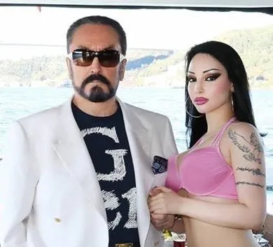 İşte isim isim Adnan Oktar'ın kedicikleri ve Adnan Oktar'ın örgüt şeması