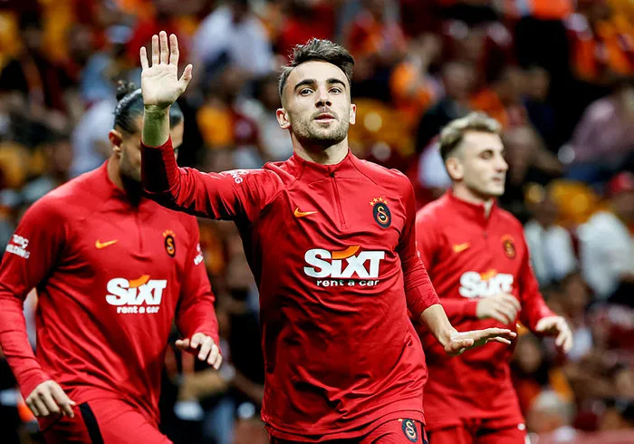 son-dakika-galatasaray-transfer-haberi-galatasarayin-yerli-yildizi-avrupa-yolcusu-dev-takimlar-onu-radarina-al-1667490708101.jpg