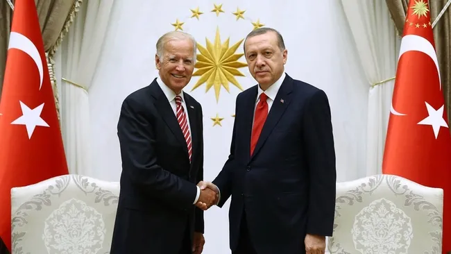 son-dakika-abd-baskani-bidendan-baskan-erdogana-tebrik-telefonu-1685386475585.jpg SON DAKİKA | ABD Başkanı Biden'dan Başkan Erdoğan'a tebrik telefonu