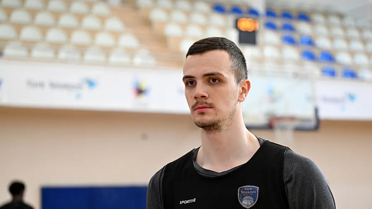 Marko Simonovic: “Odaklanır ve maça doğru şekilde hazırlanırsak gidip kazanabiliriz” Marko Simonovic: “Odaklanır ve maça doğru şekilde hazırlanırsak gidip kazanabiliriz”