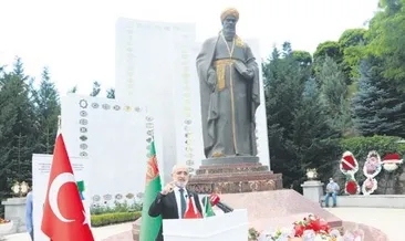 Maktumkulu Firaki şiir bayramı