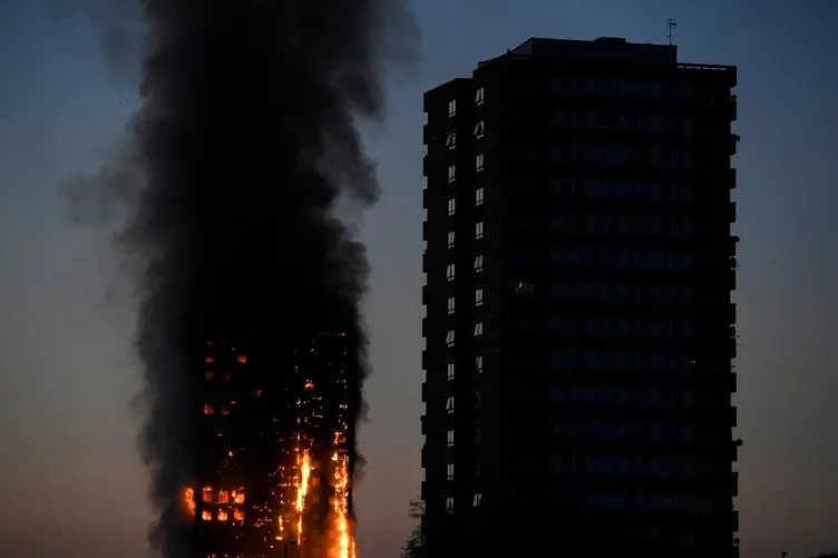 Londra’da 27 katlı binada yangın
