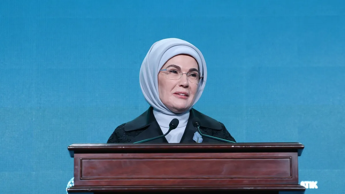 Emine Erdoğan'dan Ramazan Bayramı mesajı: Mazlum coğrafyalara huzur ve barış getirmesini diliyorum