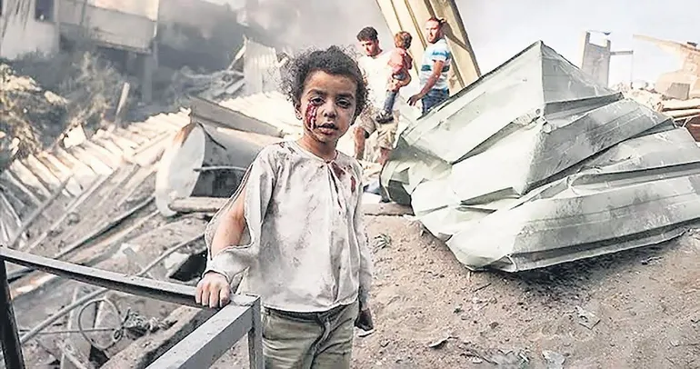 Gazze’de çocuklar bayramı unuttu
