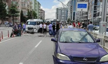 Afyonkarahisar'da 9 aracın karıştığı zincirleme trafik kazasında 19 kişi yaralandı #afyonkarahisar