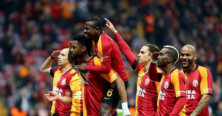 Galatasaray’da 3 futbolcu satış listesinde!