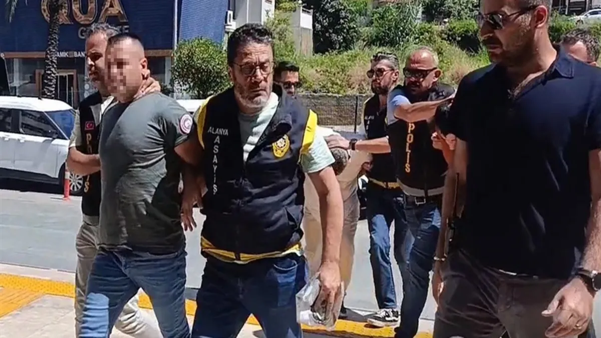 Antalya’da dehşet: Husumetlisi tarafından pompalı tüfekle öldürüldü! Antalya’da dehşet: Husumetlisi tarafından pompalı tüfekle öldürüldü!