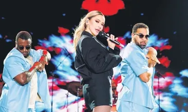 ‘Bu gece üzülmek yok dans ediyoruz’