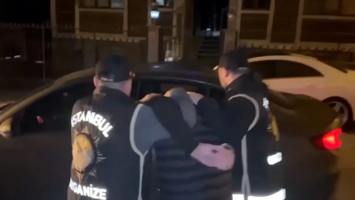 İstanbul ve Yalova’da suç örgütüne yönelik operasyon: 17 gözaltı İstanbul ve Yalova’da suç örgütüne yönelik operasyon: 17 gözaltı