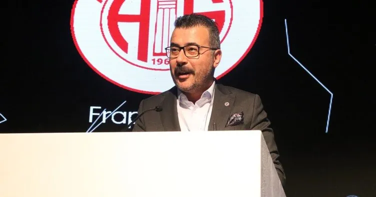 Antalyaspor’da Aziz Çetin görevi bıraktı! Yeni başkan Sabri Gülel oldu