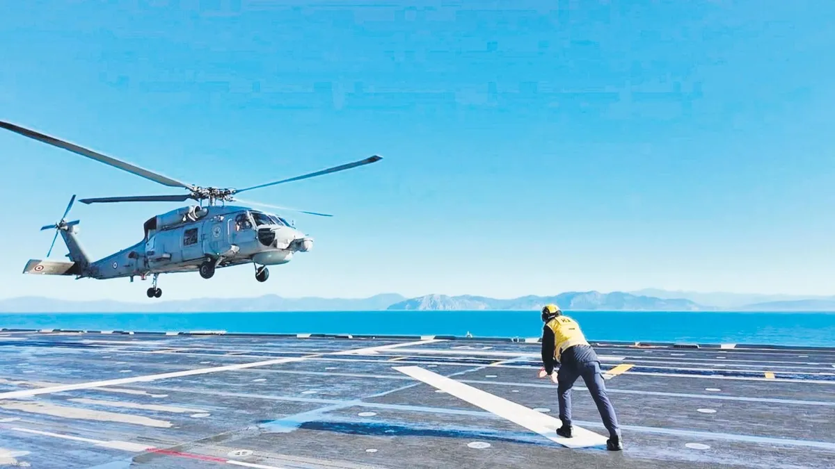 Mavi Vatanda tam isabet