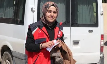 Hataylı şehit eşi, idari izinli olmasına rağmen depremzedelerin yaralarını sarmak için gönüllü hizmet veriyor