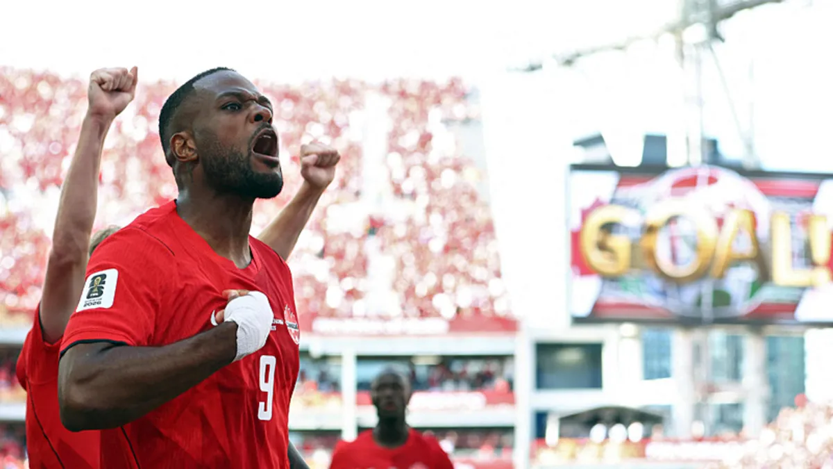 Kanada’da Cyle Larin, Dünya Kupası tarihine geçti! Kanada’da Cyle Larin, Dünya Kupası tarihine geçti!