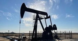 Brent petrol 67,89 dolar