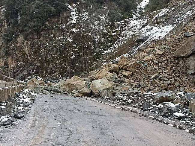 Artvin’de heyelan