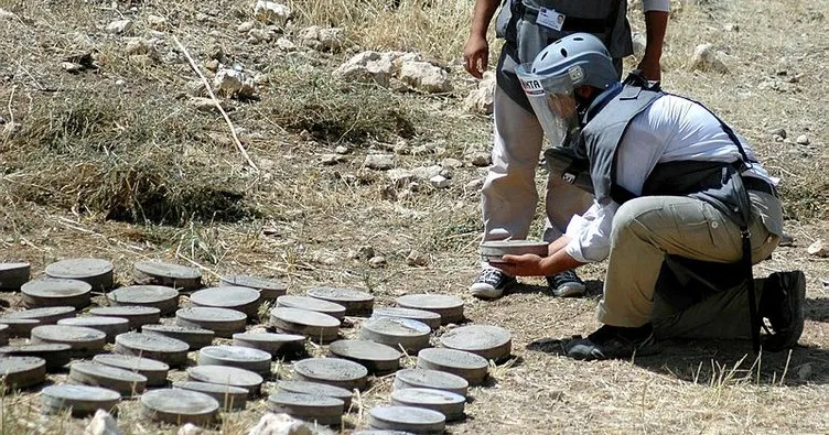 PKK/PYD’den alınan köylerde mayınlar temizleniyor