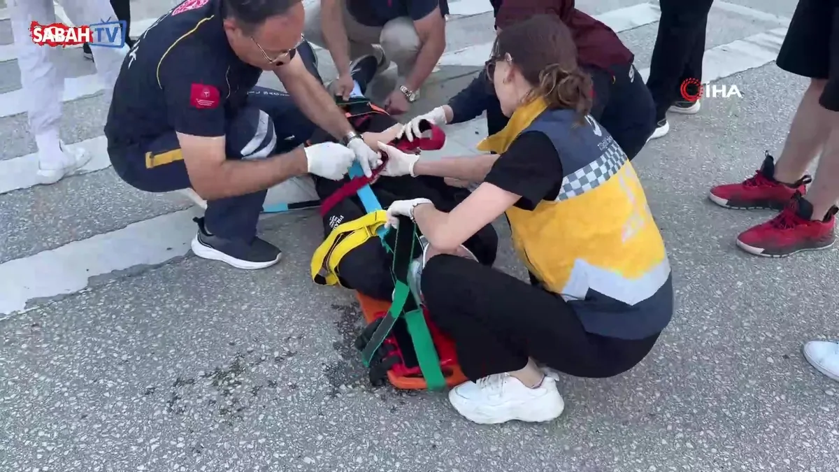 Karabük’te devrilen motosikletin sürücüsü yaralandı videosunu izle Karabük’te devrilen motosikletin sürücüsü yaralandı videosunu izle