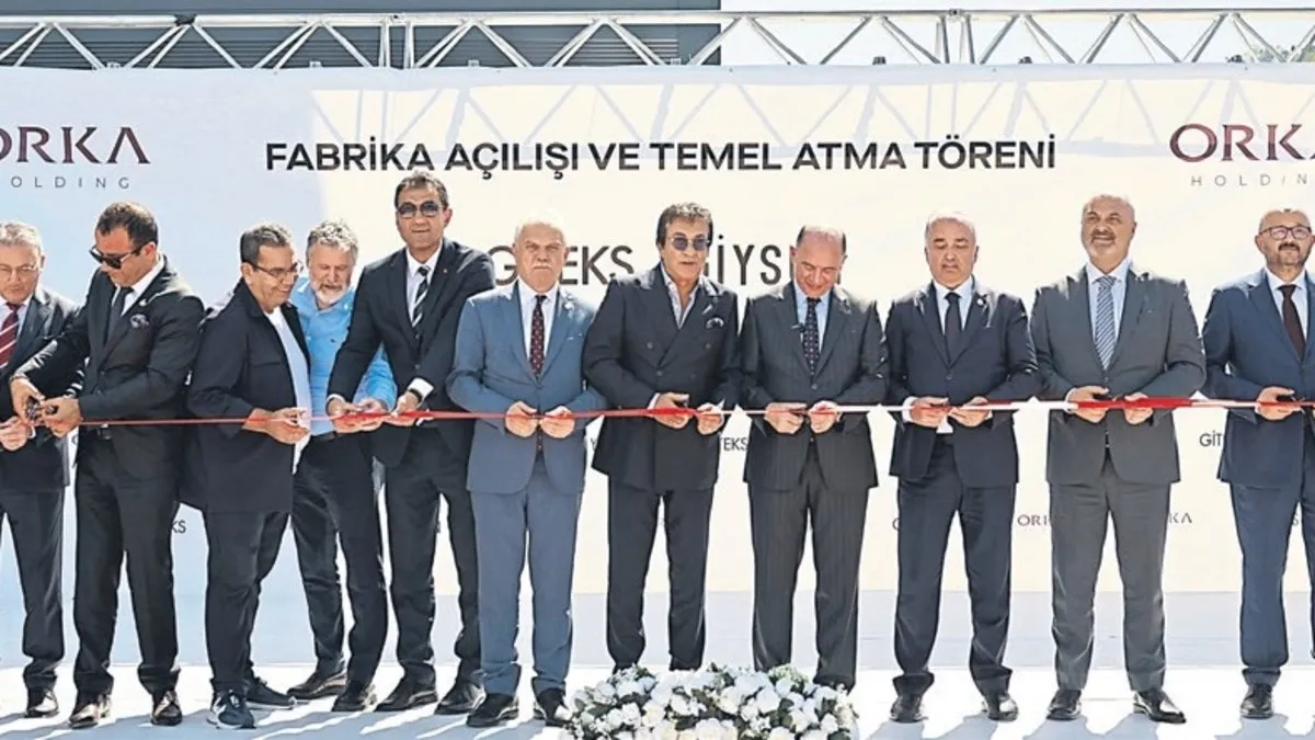 Lüks aracın üç katı fiyata ceket ihraç ediyoruz Lüks aracın üç katı fiyata ceket ihraç ediyoruz