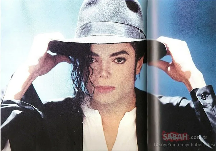 Michael Jackson’ın duruşunun sırrı çözüldü!