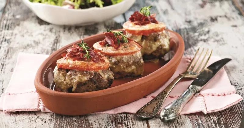 Peynirli ve domatesli köfte