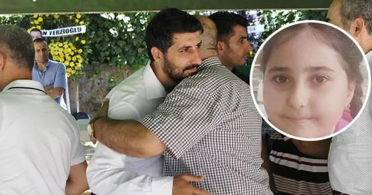 Gazeteci Ersin Çelik’in kazada ölen 7 yaşındaki kızı toprağa verildi