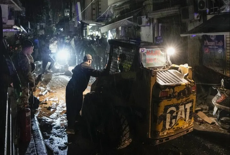 Ateşkese rağmen Netanyahu katliama devam edecek: İsrail’den Lübnan hükümet merkezine saldırı!