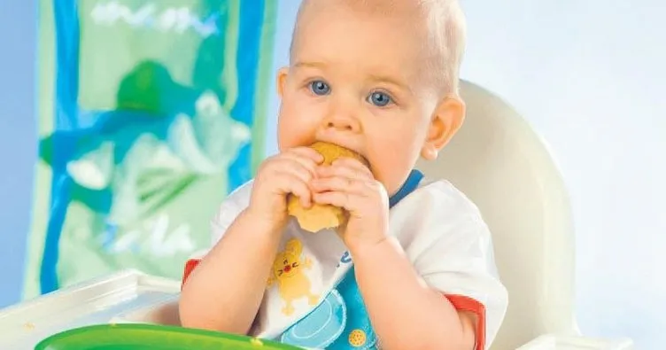 6 aydan küçük bebeklere unlu gıda yedirmeyin!