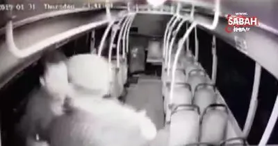 Aydın’da bir yolcu halk otobüsü şoförünü bıçakladı!