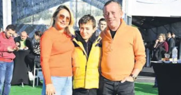 Ali Ağaoğlu’ndan sürpriz kahvaltı