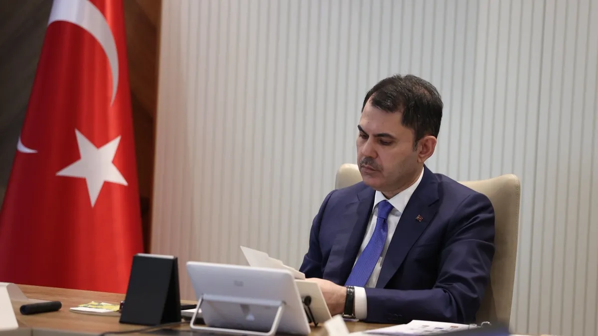 Bakan Kurum, BM COP Bürosu üyeleriyle görüştü