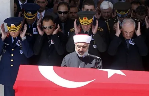 Emekli Org.Yamak'a son veda
