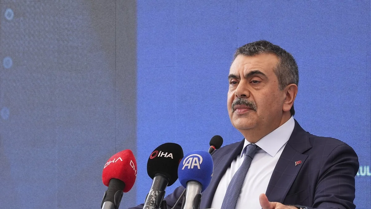 Bakan Tekin: İyi insan yetiştirmek her zamankinden daha elzem
