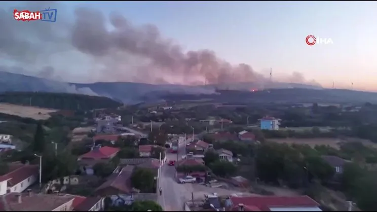 Şarköy’deki orman yangını günün aydınlanmasıyla böyle görüntülendi | Video
