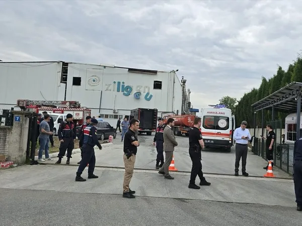 fabrikadaki-patlamada-agir-yaralanan-isciden-aci-haber-geldi-1778756996547.jpg