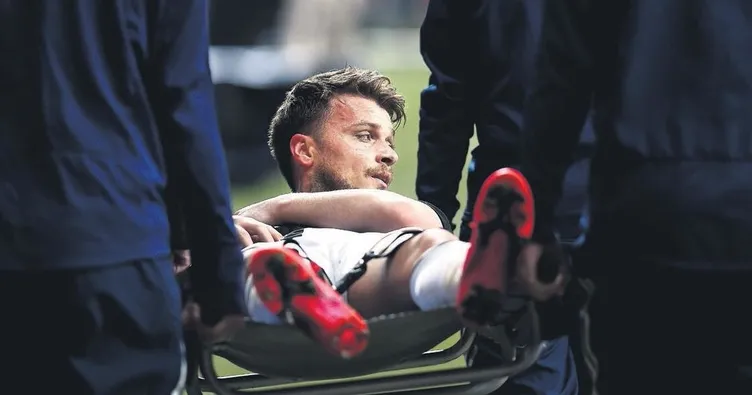 Bir bu eksikti! Ljajic sakatlandı