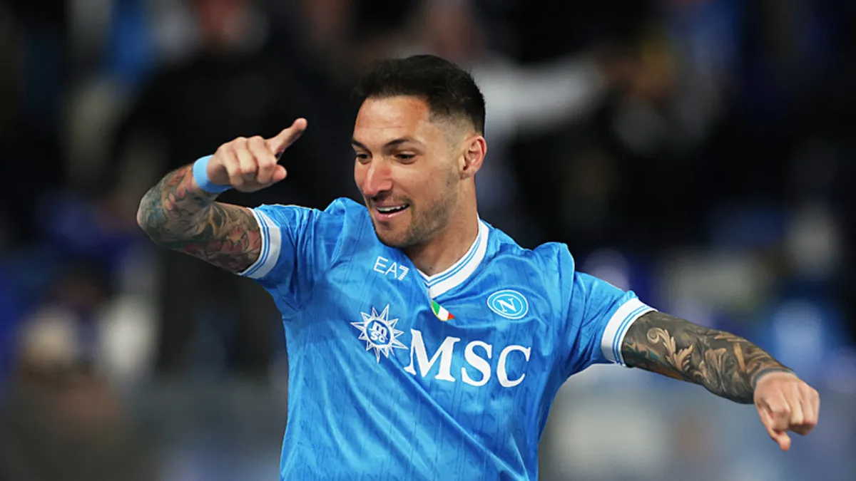 Napoli, Milan’ı tek golle yıktı!