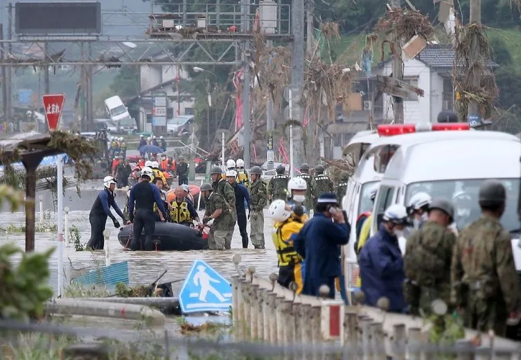 Japonya’da sel felaketi: Ölü sayısı artıyor! Binlerce kişi tahliye edildi