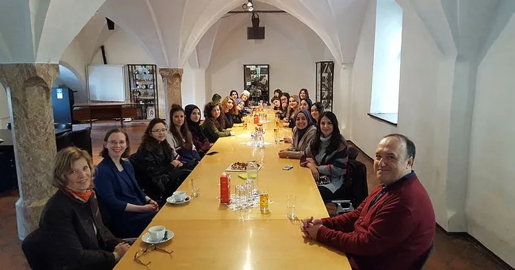Alman dili öğrencileri Innsbruck Üniversitesi’nde