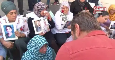 HDP önünde eylem yapan annelere sanatçı Bora Gencer’den destek ziyareti