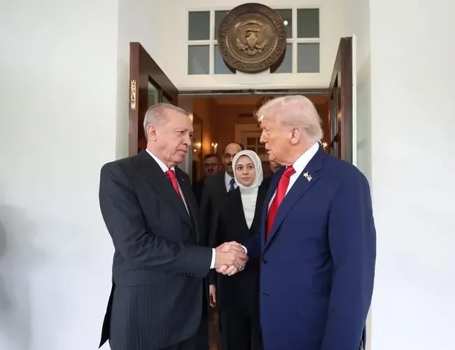 baskan-erdogan-abd-baskani-trump-ile-gorustu-1793213509284.jpeg Başkan Erdoğan, ABD Başkanı Trump ile görüştü!