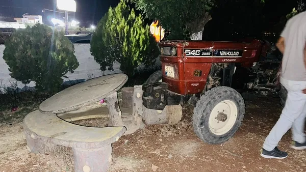 sanliurfada-trafik-kazasi-1-olu-3-yarali-1695107389162.jpg