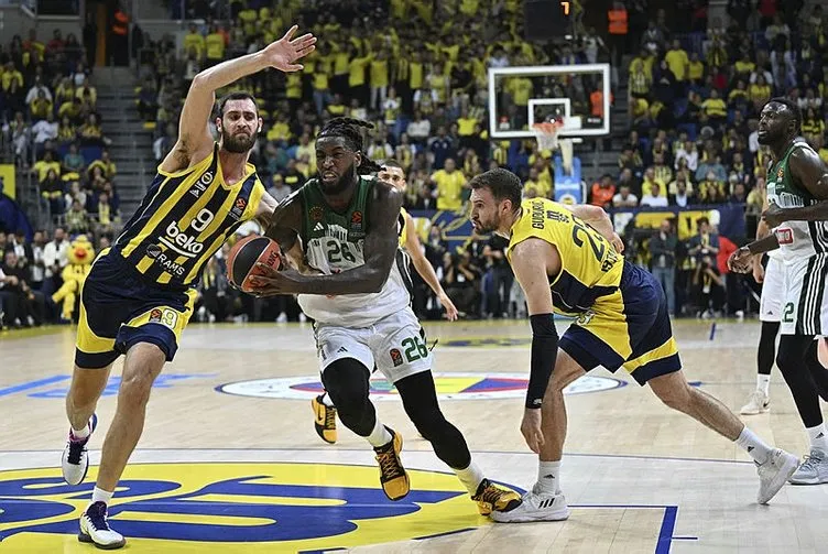 Fenerbahçe Beko-Panathinaikos maçında gerginlik! Wilbekin ve Sloukas...