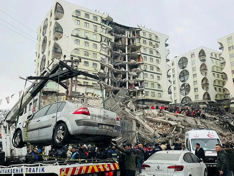 SON DAKİKA: Kahramanmaraş deprem bölgesinden çok acı görüntüler! Ölü sayısı yükseliyor