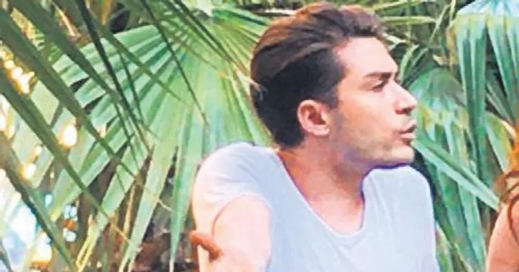 Başörtülü kadına termosla saldırdı