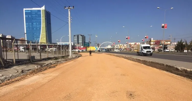 Düzenlenen kavşaklarla kentin trafik yoğunluğu azalıyor