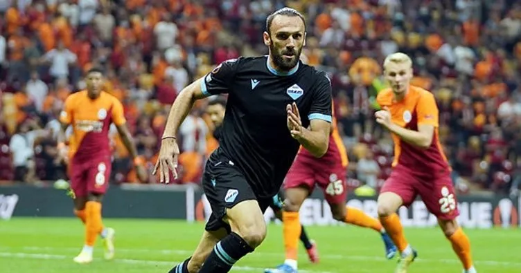Galatasaray taraftarı Vedat Muriqi’ye tepki gösterdi!