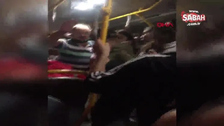 Tacizle suçlayıp, otobüste dövdüler