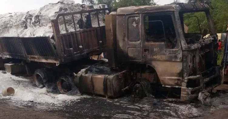 Nijerya’da yakıt tankeri alev alev yandı
