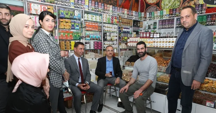 Gaziemir’i görmüyorlar